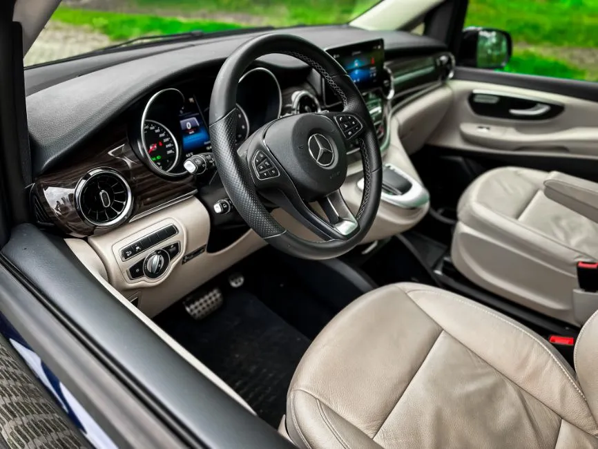 Mercedes-Benz V 300 Marco Polo Image 3