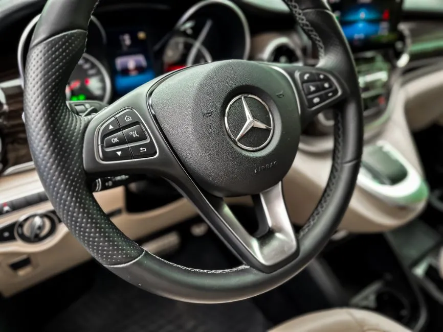 Mercedes-Benz V 300 Marco Polo Image 5